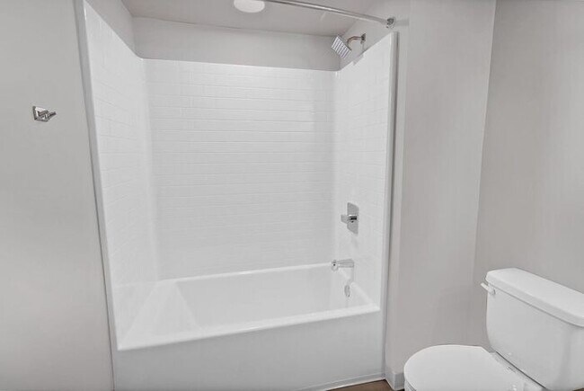 Photo - The Palisade: Modern Studio Living: Contem...