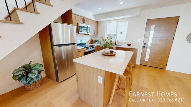 Photo - 6445 Satsuma Ave