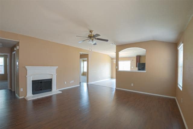 Photo - 590 Arthur Dr