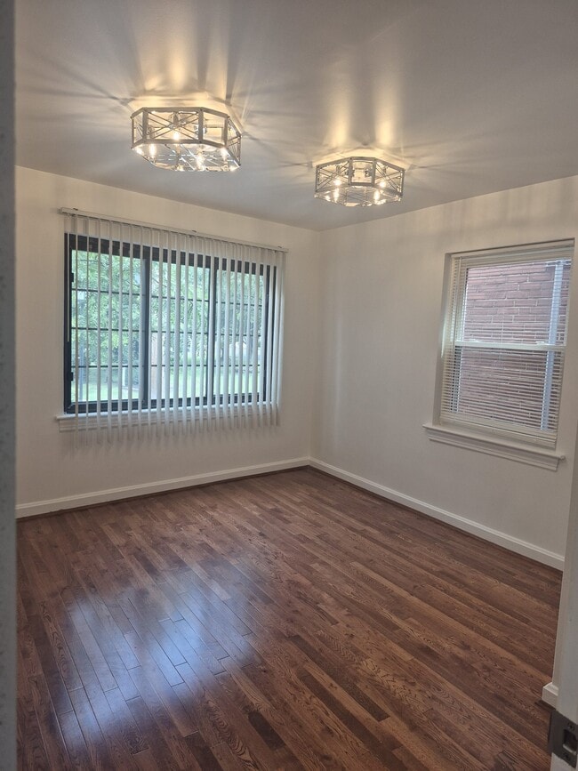 Photo - 2063 Beechmont Ave Unidad Apartment 4
