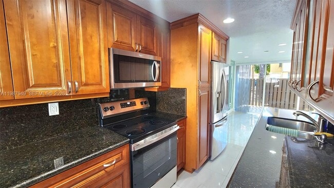 Building Photo - 841 NW 81st Ave