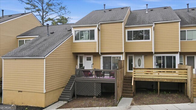 220 Yuba Walk