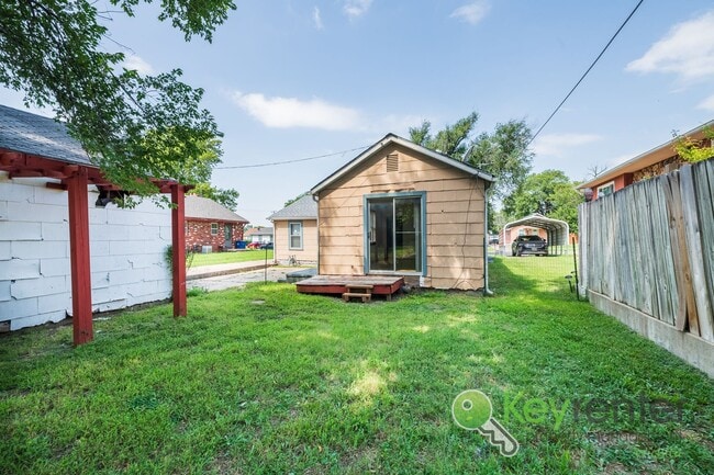 Photo - 3 Bedroom 1 Bath for rent | Seneca and McC...