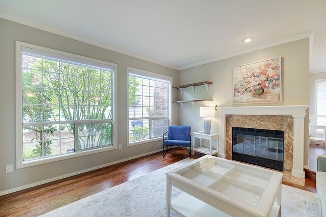 Photo - 5Bd/3.5Ba Newcastle House