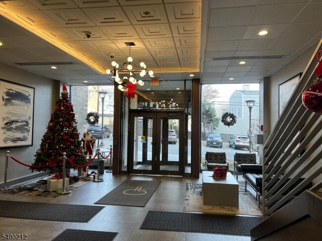 Photo - 9060 Palisade Ave