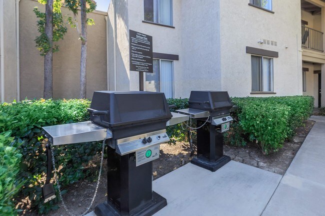 Photo - Carlyle Square Apartment Homes