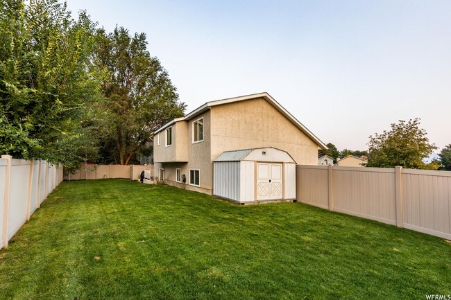 Photo - Great 4 Bd 3 Bath Home in Sandy