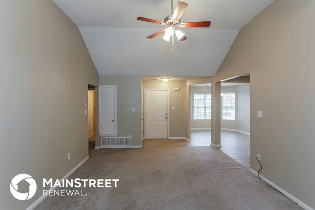 Photo - 6659 Ross Manor Dr