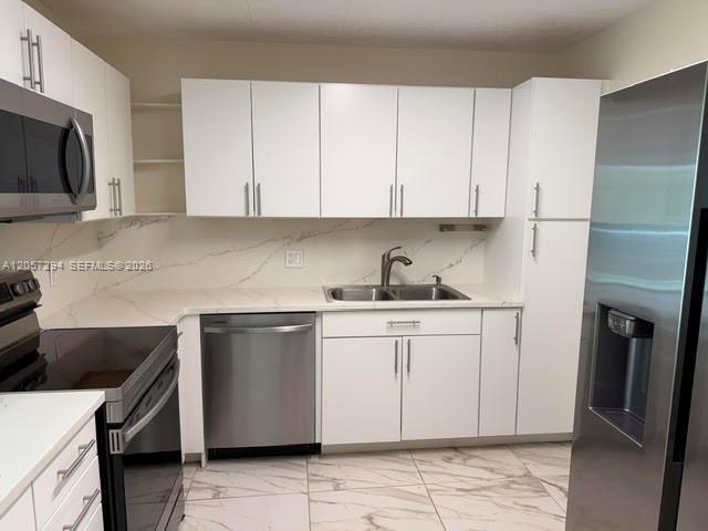Building Photo - 2801 NE 183rd St Unit 308W