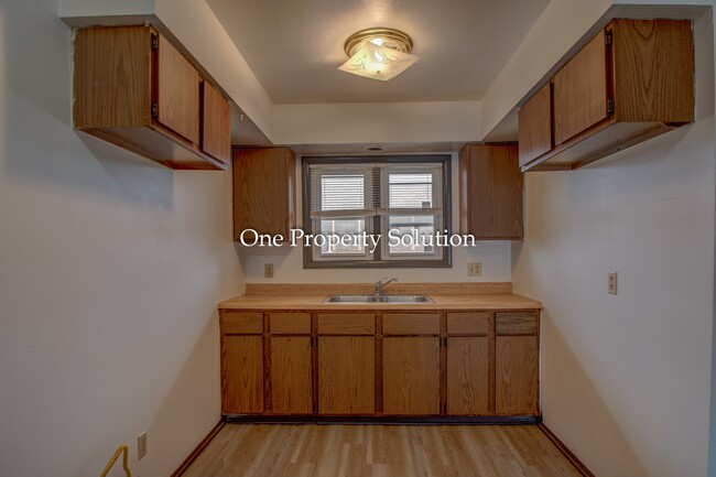 Building Photo - 1147 Logan St Rental
