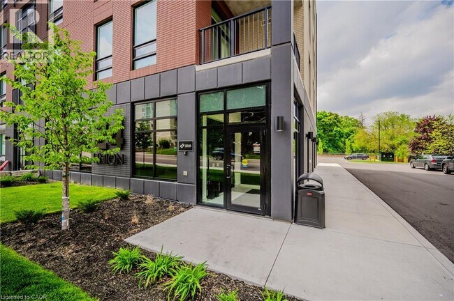 Photo - 24 Union St E Unité 505