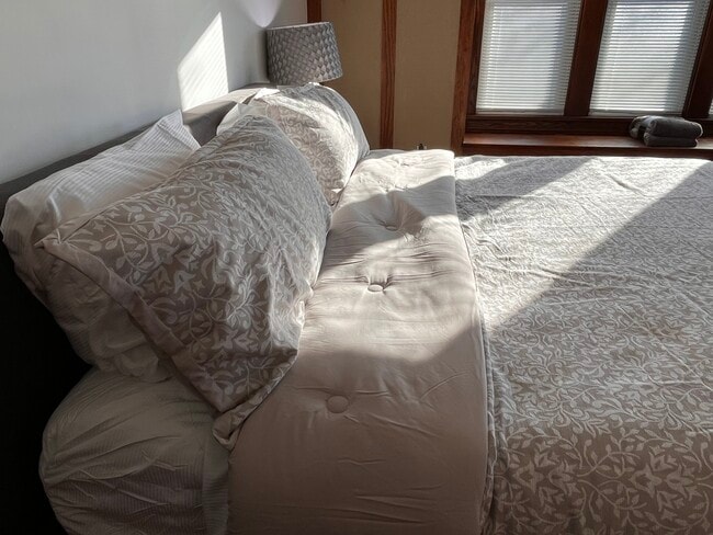 Photo - 2608 Leclaire St Unit Main