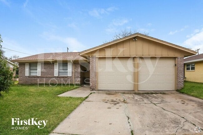 Building Photo - 3500 Coronado Ct Rental