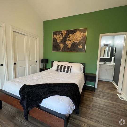 Building Photo - 8012 Briardale Dr Rental