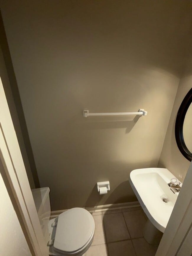 Photo - 102 Hampton Dr
