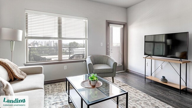 Photo - 650 S Main St Unidad 1542.1406021