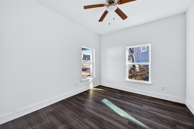 Photo - 710 E Lamar St