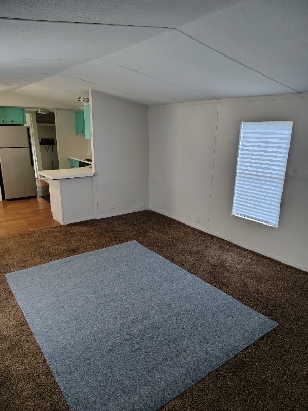 Photo - 128 SE Guinevere Ct