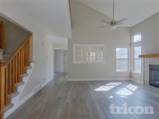 Photo - 5301 S Cody St