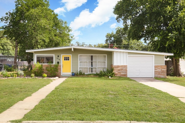 Photo - 514 Brightwood Pl Casa