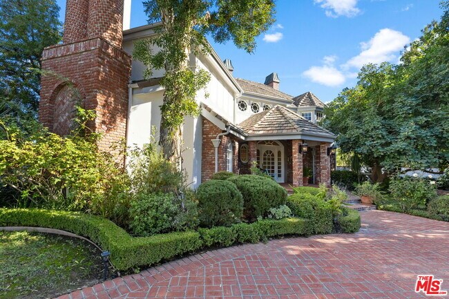 Photo - 4548 Ellenboro Way