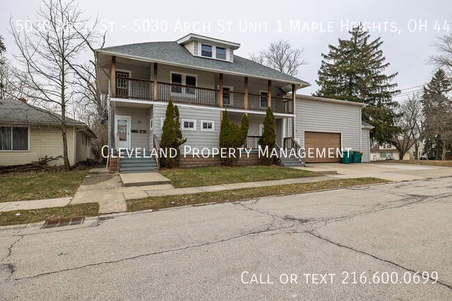 Building Photo - 5030 Arch St Unit 5030 Arch St  1 Maple Heights, OH 44137