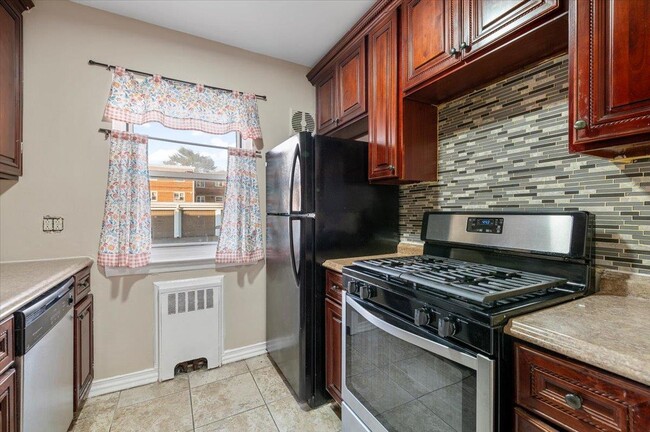 Photo - 87-37 Marengo St Condo Unit 1st Floor