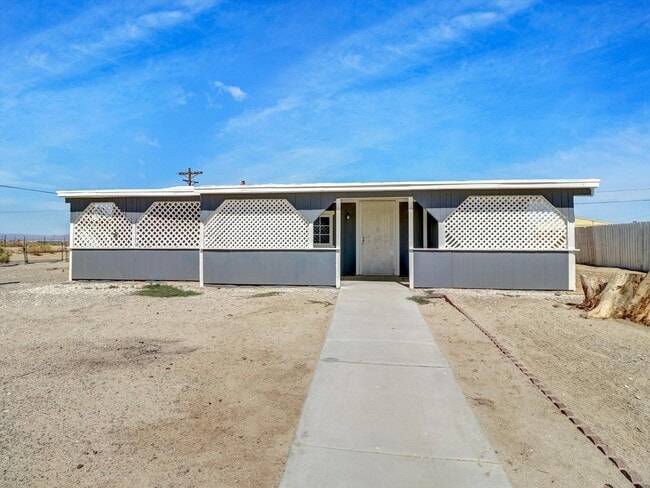 Building Photo - 2206 Ocean Side Ave Rental