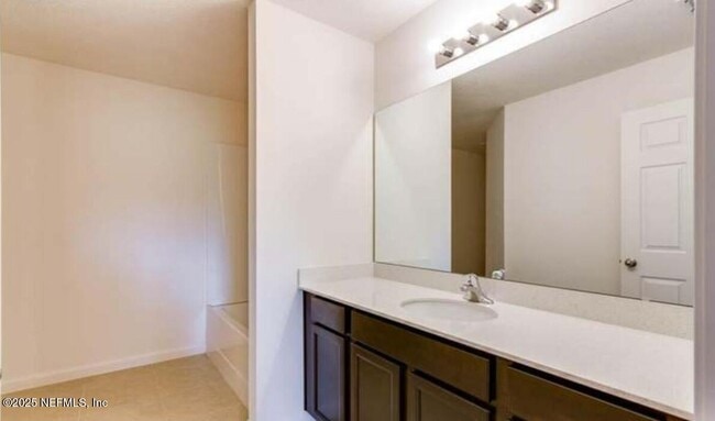 Photo - 8650 Lake George Cir W