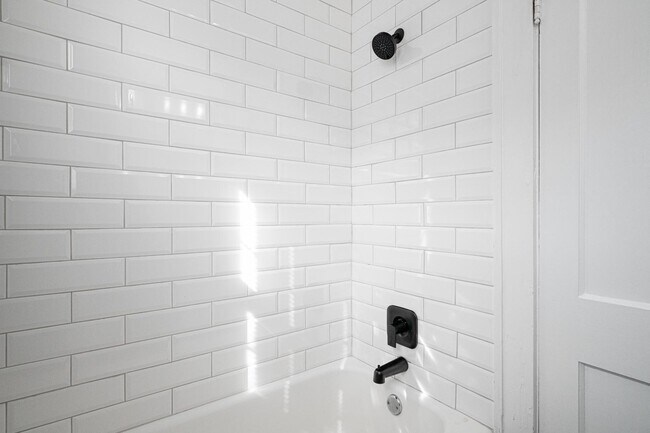 Photo - 545 Montgomery St