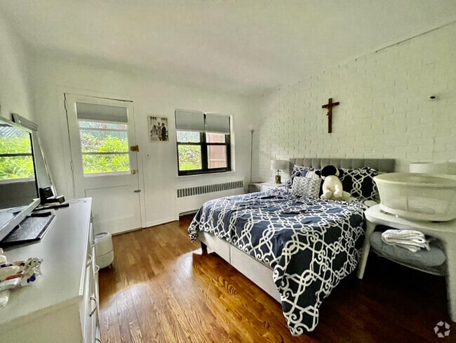 Building Photo - 114 Stonelea Pl Rental