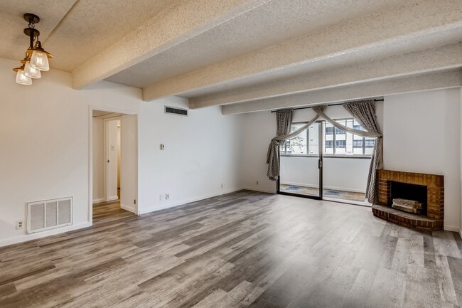 Photo - 777 N Washington St Unit 206