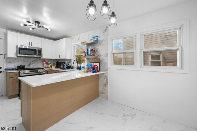 Photo - 22 Crescent Ct