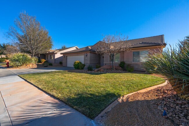 Photo - Beautiful 3 Bedroom Home Near Snow Canyon Parkway