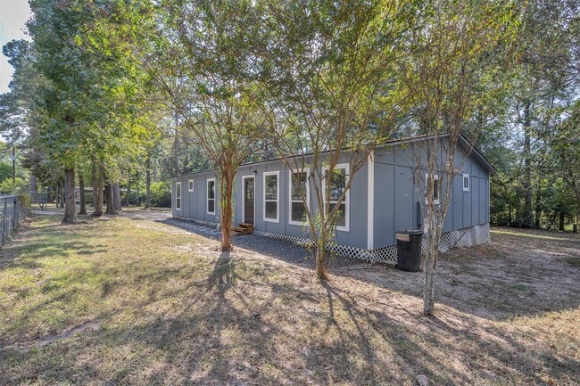 Photo - 30519 Lake Cir Ln