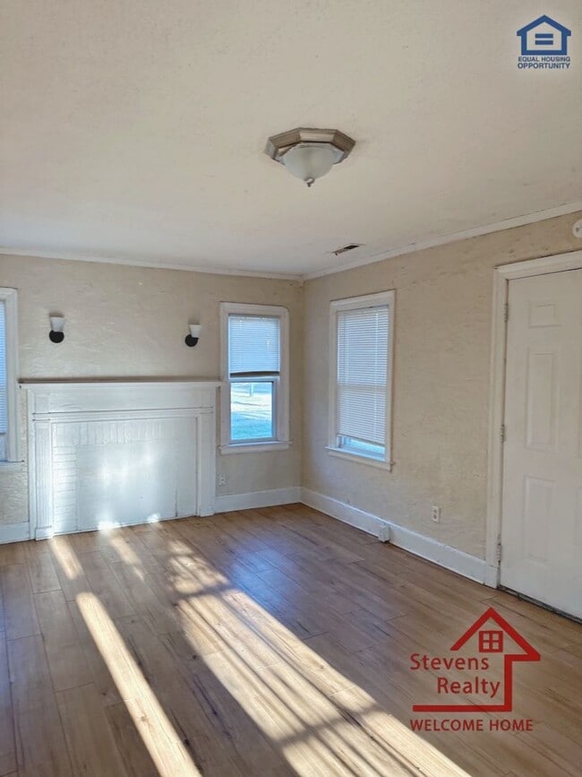 Photo - 4816 Tomahawk Trail