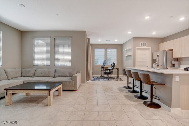 Photo - 11238 Essence Point Ave Unidad 108