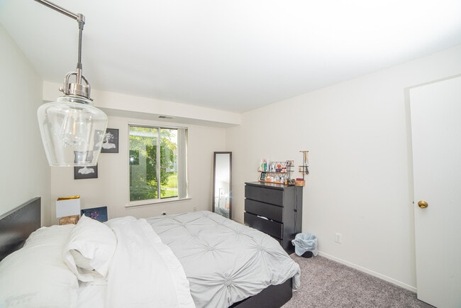 Photo - Cambridge Club