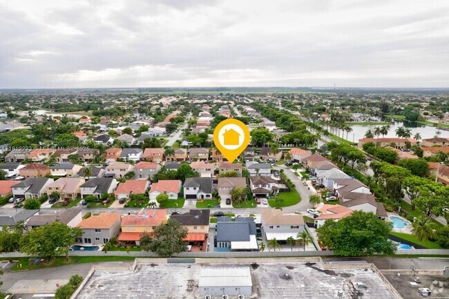 Building Photo - 7251 SW 158th Pl Rental