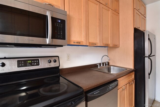 Photo - 140 N Broadway Unit M-4