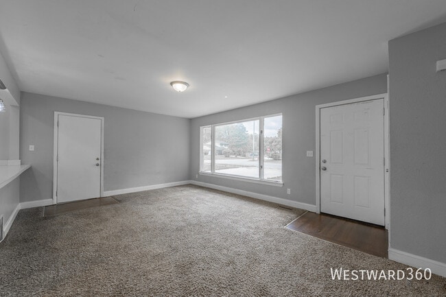 Photo - 2221 Belmont Ave