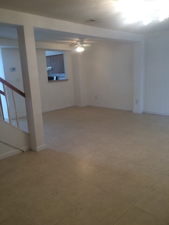 Photo - 9620 Vinca Cir Unit 1