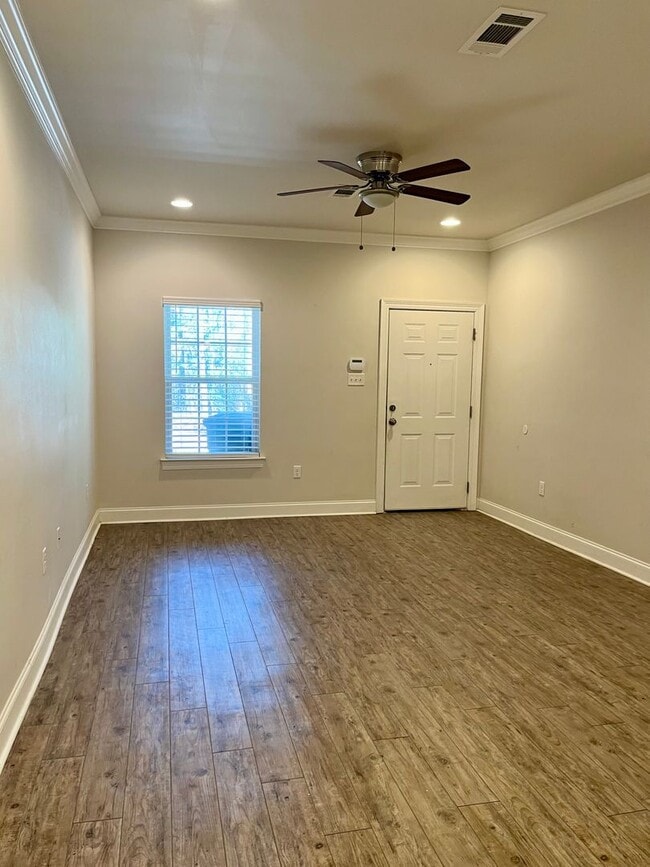 Photo - 18645 Greenwell Springs Rd Unit 3