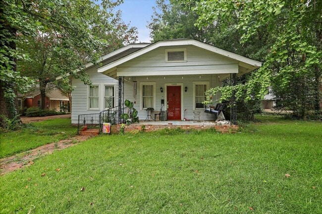 Building Photo - 3 bed 2 bath Home in Historic Belhaven