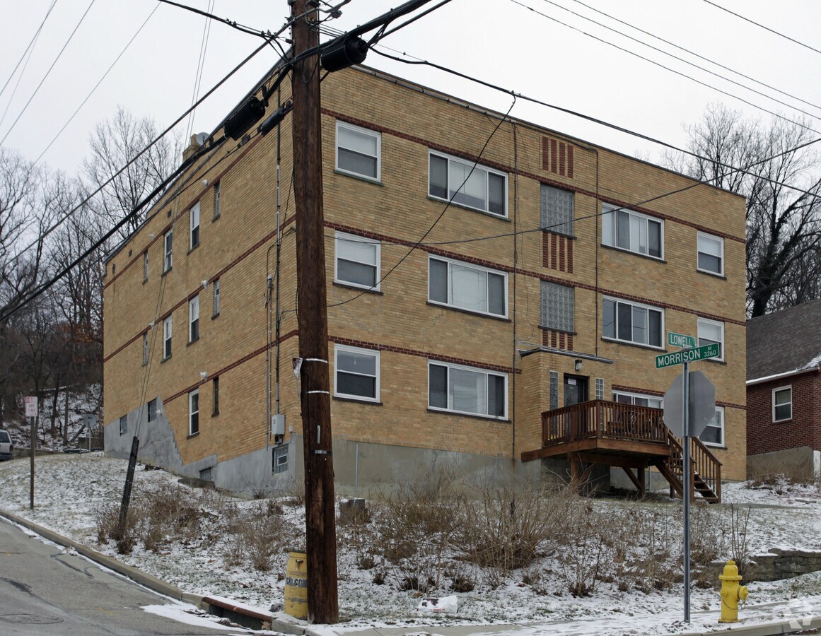 Photo - Lowell 596