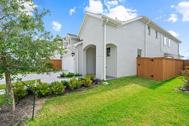Photo - 721 Ocean Palms Dr