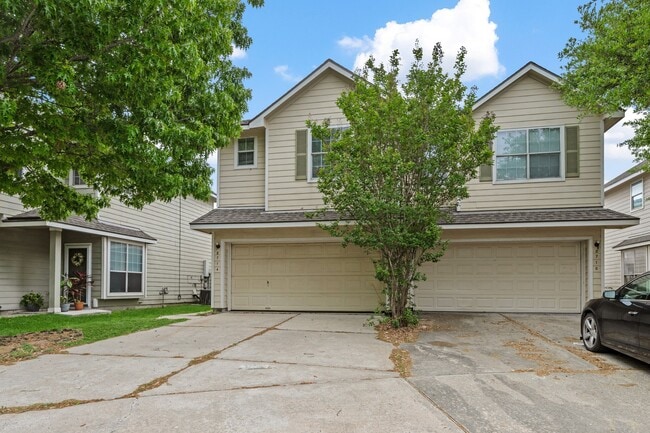 Photo - 8714 Thistlemoor Ln