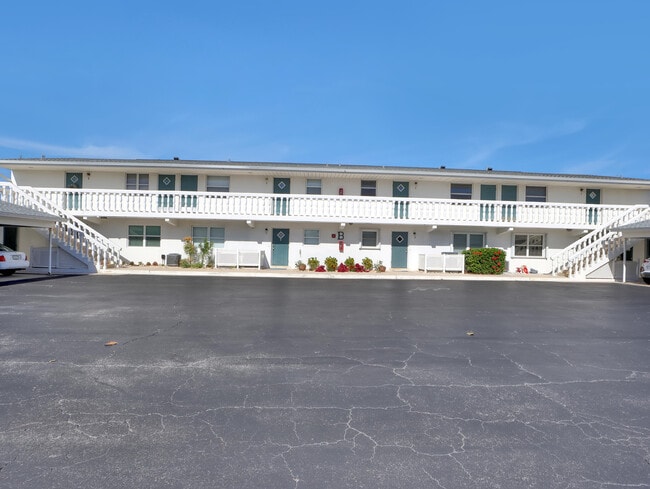 Photo - 2186 Jimmy Buffett Mem Hwy Unidad 6