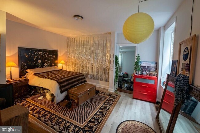 Photo - 4925 Cedar Ave Unidad 2