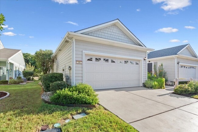 Photo - 141 Dickens Cir